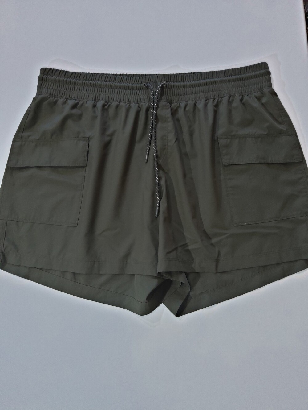 Old Navy Cargo Shorts Mens Size 2X Olive Green Lightweight Performance Stretch